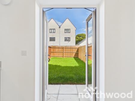3 bedroom Semi-detached house to let in Coldstream Close, Cheriton, Cheriton, CT20