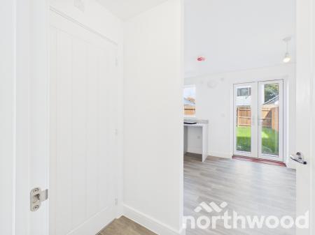 3 bedroom Semi-detached house to let in Coldstream Close, Cheriton, Cheriton, CT20