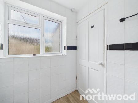 2 bedroom Semi-detached house to let in Blackwall Road, Hinxhill, Ashford, TN25