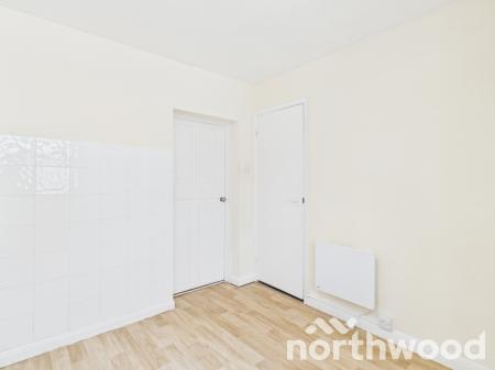 2 bedroom Semi-detached house to let in Blackwall Road, Hinxhill, Ashford, TN25