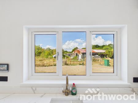 4 bedroom Detached house for sale in Goose Cottages Heath Road, Appledore, TN26