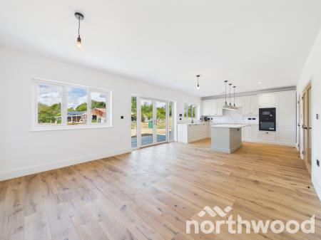 4 bedroom Detached house for sale in Goose Cottages Heath Road, Appledore, TN26