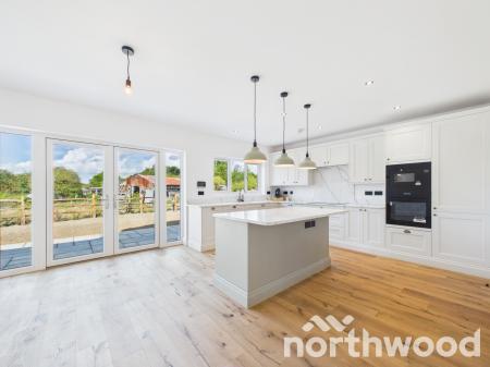 4 bedroom Detached house for sale in Goose Cottages Heath Road, Appledore, TN26