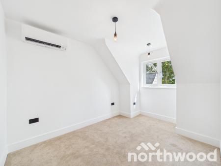 4 bedroom Detached house for sale in Goose Cottages Heath Road, Appledore, TN26