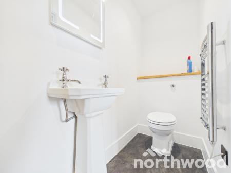 4 bedroom Detached house for sale in Goose Cottages Heath Road, Appledore, TN26