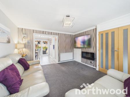 3 bedroom Semi-detached house for sale in Lakemead, Singleton, Ashford, TN23