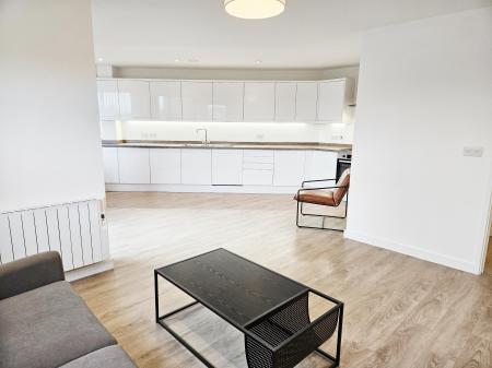 1 bedroom Flat to let in Hampton Place, Ashford, TN23