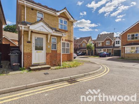 3 bedroom Detached house to let in WIlson Close, Willesborough Lees, Ashford, TN24