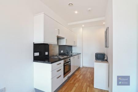 1 bedroom Flat to let in Park Street, Town Centre, Ashford, TN24