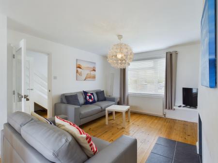 3 bedroom Terraced House to let in Pelwood Road, Camber, TN31