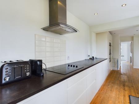 3 bedroom Terraced House to let in Pelwood Road, Camber, TN31