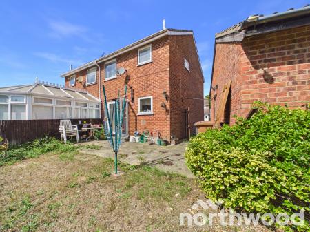 3 bedroom Semi-detached house for sale in Eggringe, Singleton, Ashford, TN23