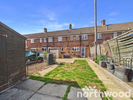 3 bedroom Terraced House for sale in Bean Close, Great Chart, Ashford, TN23