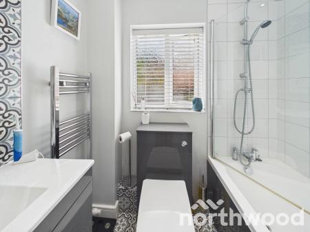 3 bedroom Terraced House for sale in Imperial Way, Singleton, Ashford, TN23