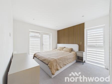 3 bedroom Detached house for sale in Oakwood Mews, Chilmington Lakes, Ashford, TN23