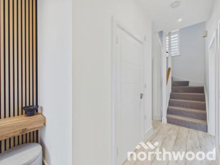 3 bedroom Detached house for sale in Oakwood Mews, Chilmington Lakes, Ashford, TN23