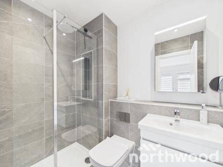 3 bedroom Detached house for sale in Oakwood Mews, Chilmington Lakes, Ashford, TN23