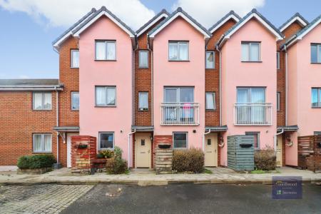 Adams Drive, South Willesborough, Ashford, TN24