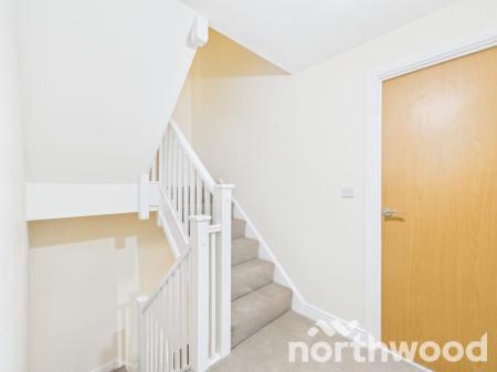 4 bedroom Town house to let in Adams Drive, South Willesborough, Ashford, TN24