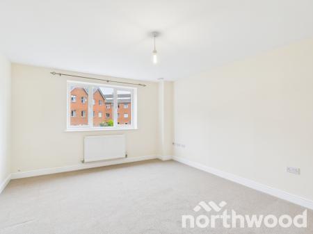 4 bedroom Town house to let in Adams Drive, South Willesborough, Ashford, TN24