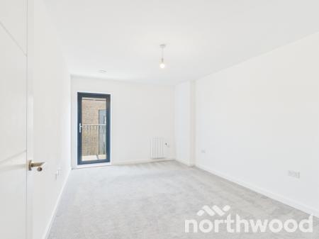 2 bedroom Flat to let in Cantia Place, Ashford, TN23