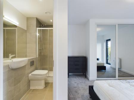2 bedroom Flat to let in Hampton Place, Ashford, TN23