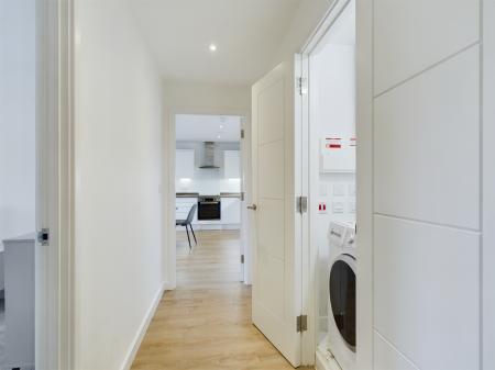 2 bedroom Flat to let in Hampton Place, Ashford, TN23
