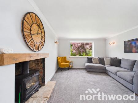 3 bedroom Semi-detached house for sale in Stone Hill Road, Egerton, TN27