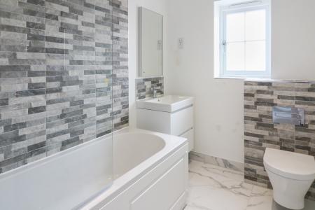 1 bedroom Flat to let in Victoria Crescent, Ashford, Ashford, TN23