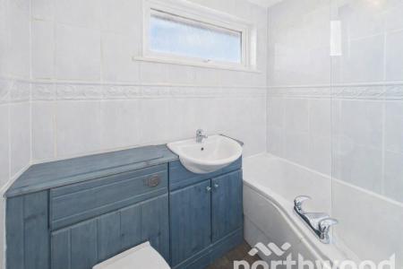 3 bedroom Terraced House for sale in Rylands Road, Kennington, Ashford, TN24