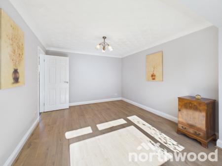 3 bedroom Terraced House for sale in Rylands Road, Kennington, Ashford, TN24