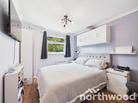 1 bedroom Ground floor maisonette for sale in Lakemead, Singleton, Ashford, TN23