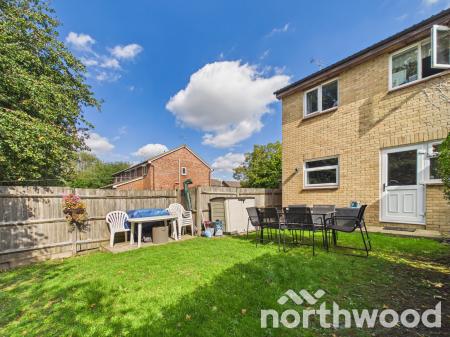 1 bedroom Ground floor maisonette for sale in Lakemead, Singleton, Ashford, TN23