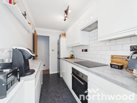 1 bedroom Ground floor maisonette for sale in Lakemead, Singleton, Ashford, TN23