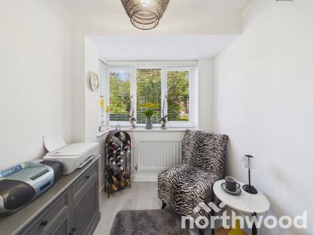 4 bedroom Detached house for sale in New Rectory Lane, Park Farm, Ashford, TN23