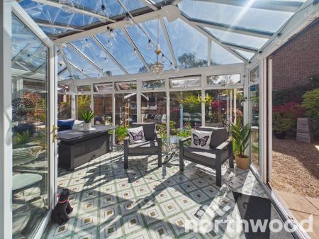 4 bedroom Detached house for sale in New Rectory Lane, Park Farm, Ashford, TN23