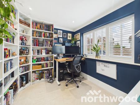 4 bedroom Detached house for sale in Ram Crescent, Chilmington Green, Ashford, TN23