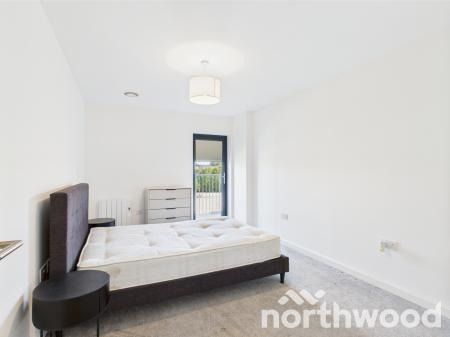 2 bedroom Flat to let in Hampton Place, Ashford, TN23