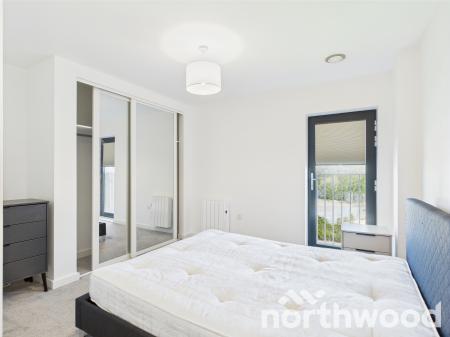 2 bedroom Flat to let in Hampton Place, Ashford, Ashford, TN23