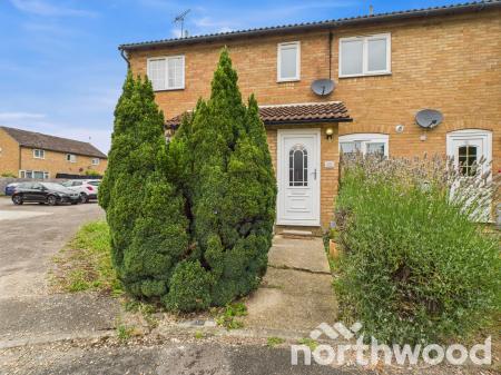 2 bedroom Terraced House for sale in Falcon Way, South Ashford, Ashford, TN23