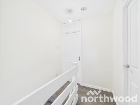 2 bedroom Terraced House for sale in Falcon Way, South Ashford, Ashford, TN23