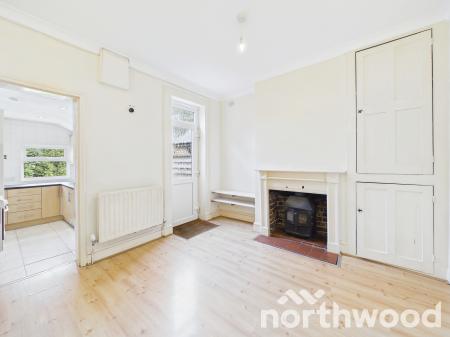 2 bedroom Terraced House for sale in Hardinge Road, Town Centre, Ashford, TN24
