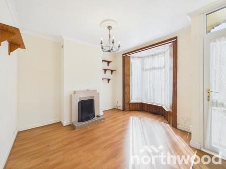 2 bedroom Terraced House for sale in Hardinge Road, Town Centre, Ashford, TN24