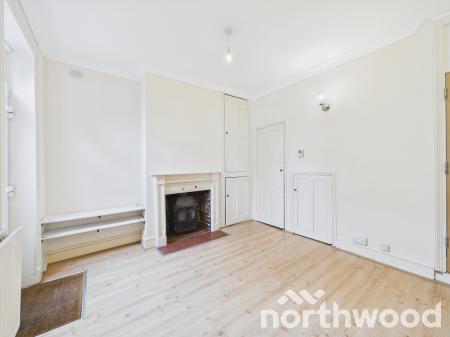 2 bedroom Terraced House for sale in Hardinge Road, Town Centre, Ashford, TN24