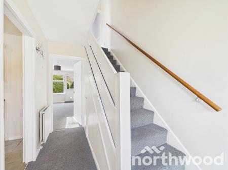 2 bedroom Semi-detached house for sale in Brentwood, Ashford, TN23
