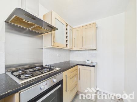 2 bedroom Semi-detached house for sale in Brentwood, Ashford, TN23