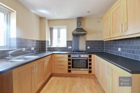 2 bedroom Flat to let in Running Foxes Lane, Singleton, Ashford, TN23