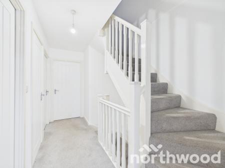 4 bedroom Semi-detached house to let in Heritage Road, Ashford, Ashford, TN25
