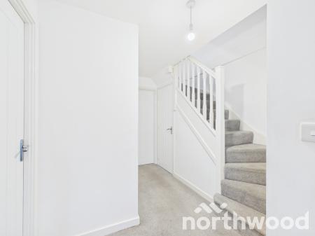 4 bedroom Semi-detached house to let in Heritage Road, Ashford, Ashford, TN25