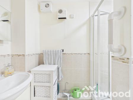 1 bedroom Flat for sale in Windsor Court, Hoxton Close, Singleton, Ashford, TN23